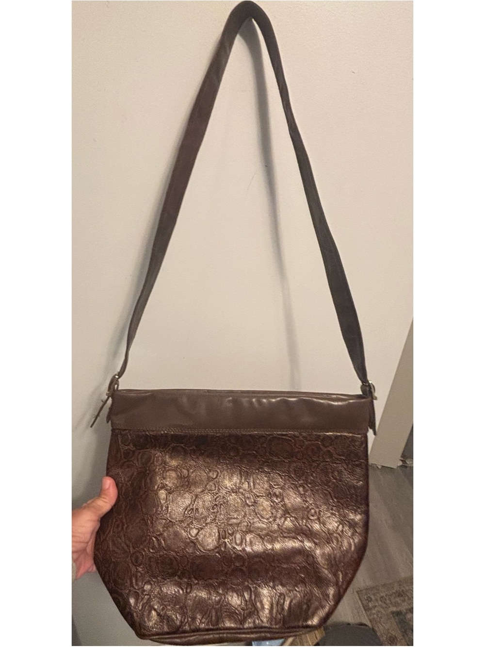 Vintage 1980's Marlene's Brown Textured Tooled Leather Shoulder/Crossbody Bag